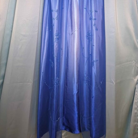 Prom Dress - Long Blue Ombre Dress with flower design - Picture 7 of 8